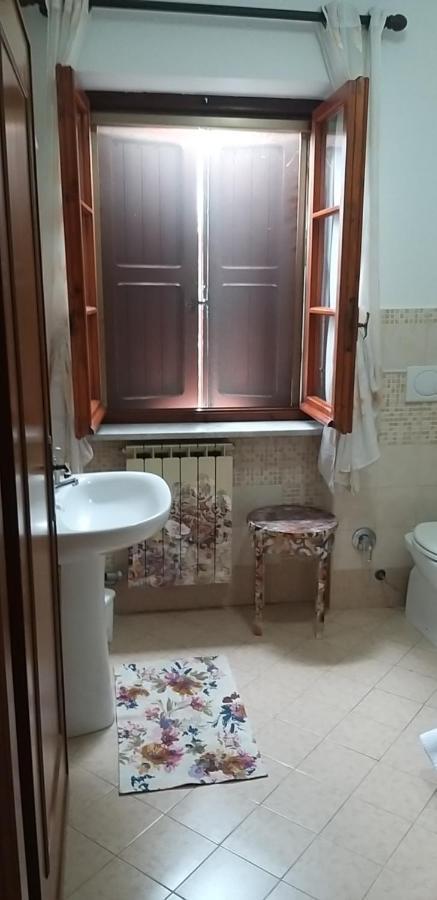 La Finestra Sul Cortile Bed & Breakfast โปเมเซีย ภายนอก รูปภาพ